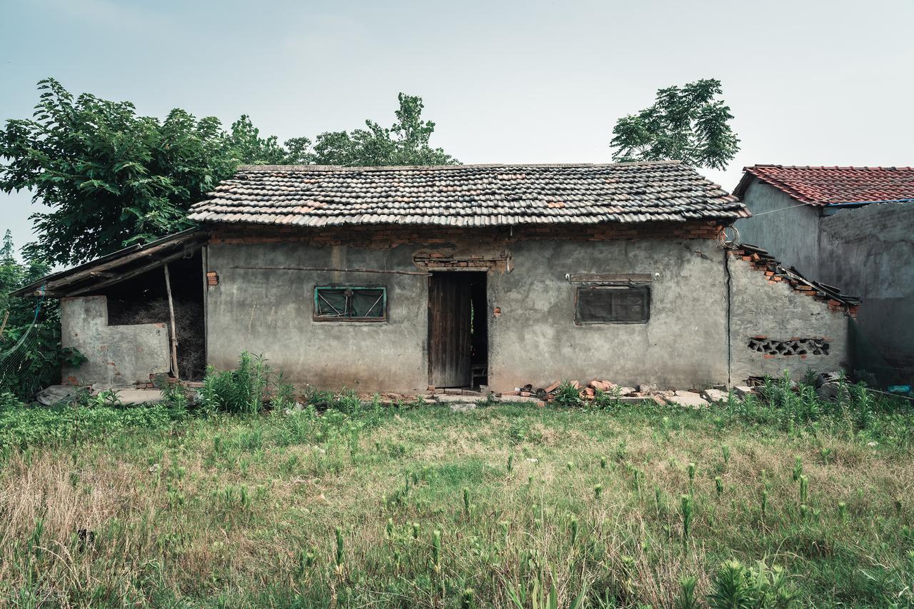 核心城市二手房房价走势冰火两重天_2026年房地产市场政策托底结构分化品质制胜_中国房地产价格走势图