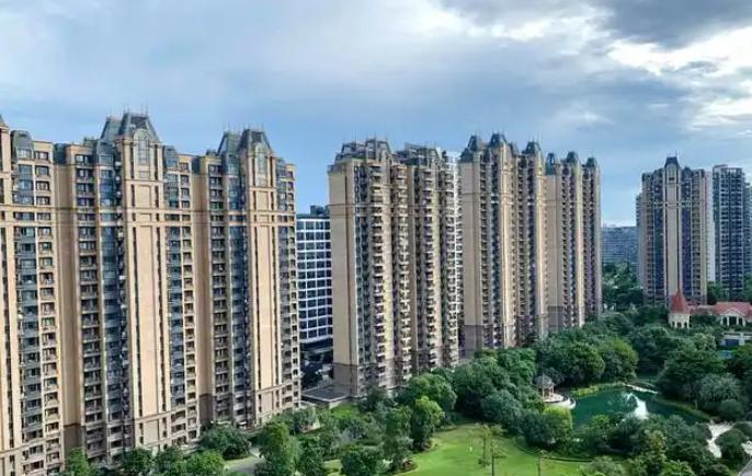 恒大集团万亿帝国_许家印奢靡生活_恒大集团深圳股票代码