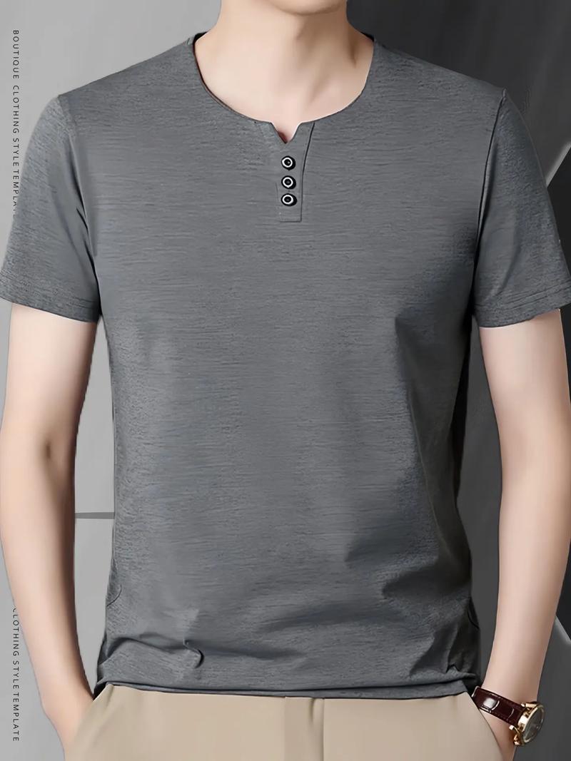 纯色修身短袖T恤V领鸡心领半袖穿搭指南_修身T恤叠穿技巧打造夏日型男风_修身打底衫的搭配
