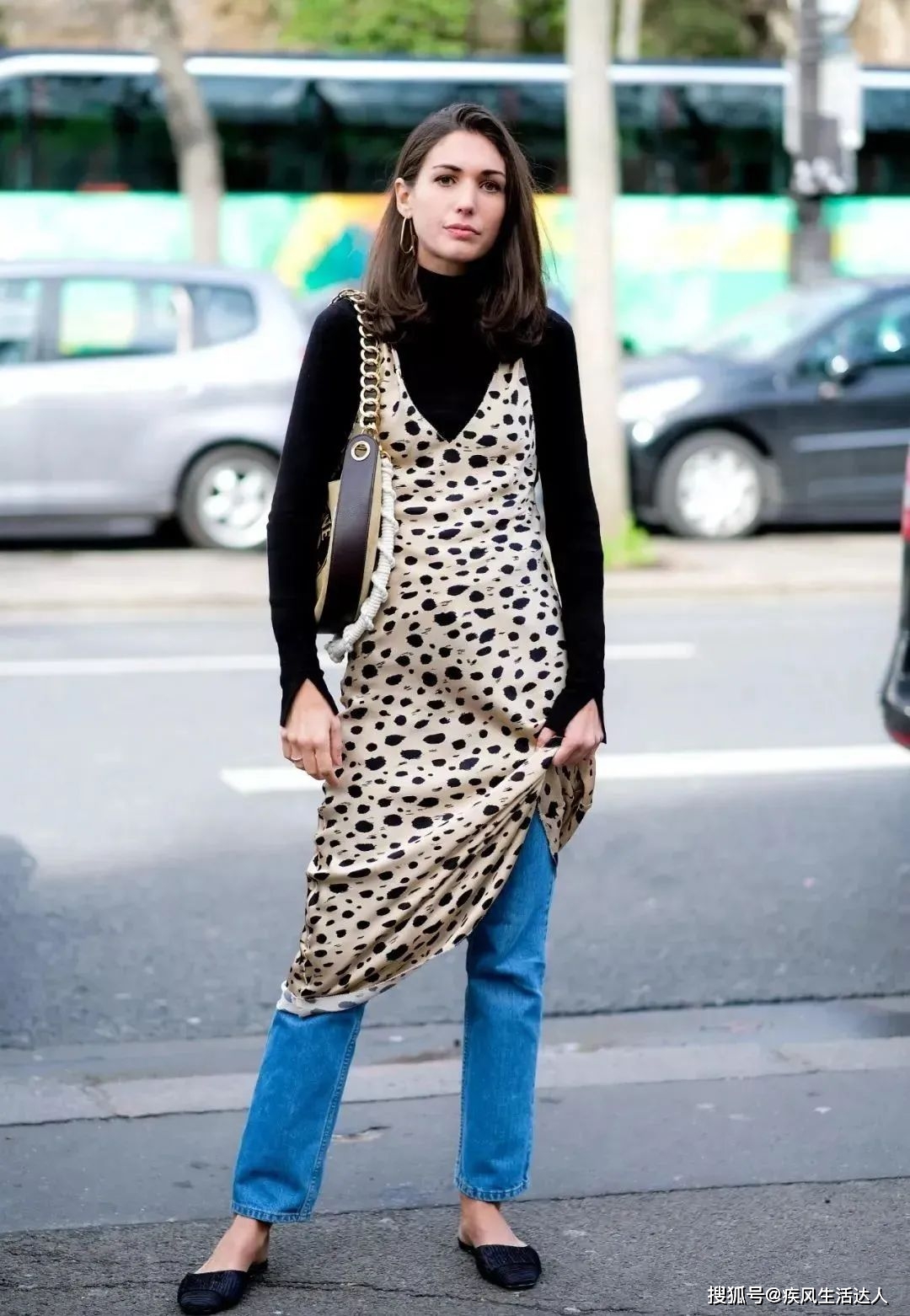 修身打底衫的搭配_春季长袖打底衫款式_换季穿搭打底衫