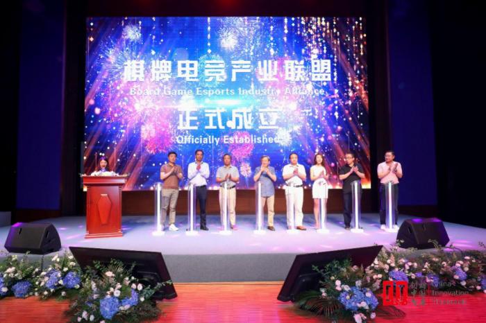 天神娱乐并表驱动业绩大增_天神娱乐创新中国论坛_棋牌电竞商业模式