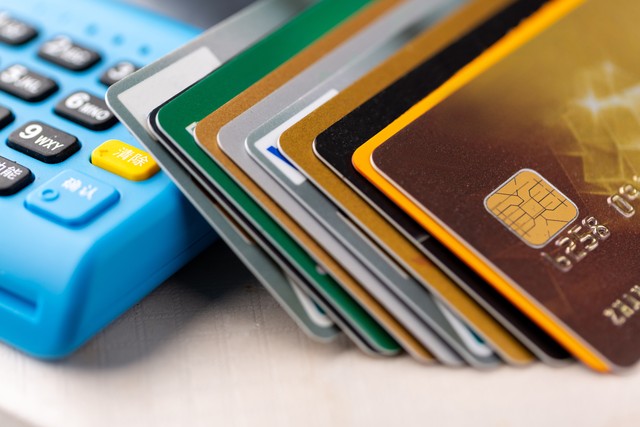 信用卡注销后重新申请被拒原因_银行记仇期申卡通过率_信用卡网申好还是找业务员申请好