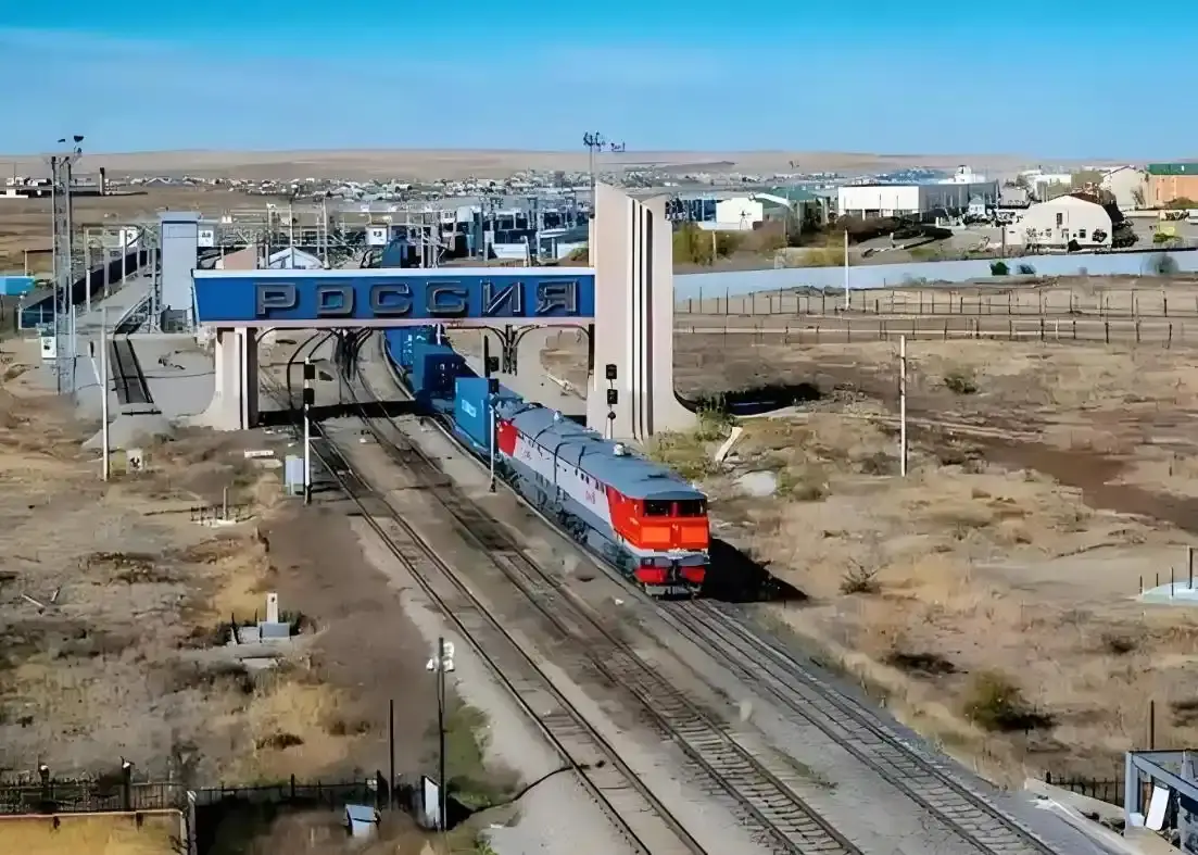 普京印度访问_北西伯利亚铁路项目搁置_卢布贬值并未严重影响中哈贸易